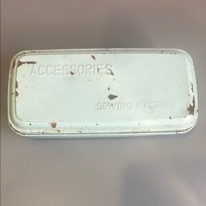Vintage Metal Singer Accessories Box
